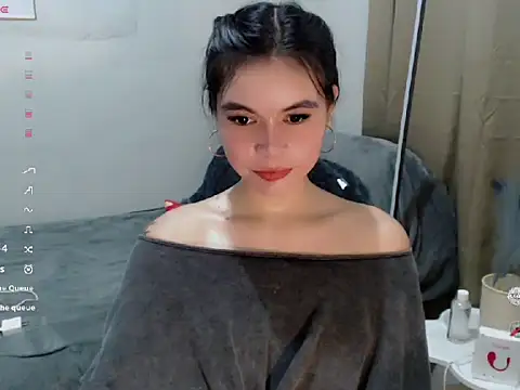 manilynforyou online show from November 2025 05:45:03 PM