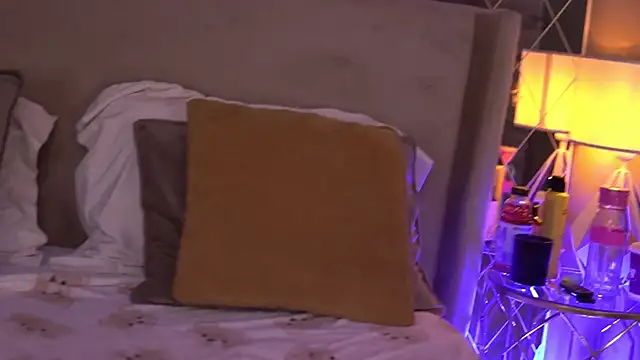 FrancescaDante online show from January 2026 06:37:02 AM