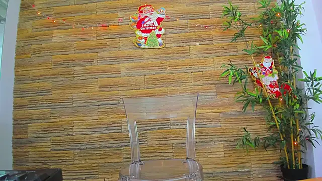 Cupcake Izzy online show from December 2025 05:36:02 AM