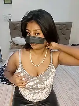 missneha61 online show from October 2025 05:10:02 PM