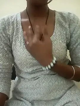 Alia-00 online show from November 2025 04:23:02 AM