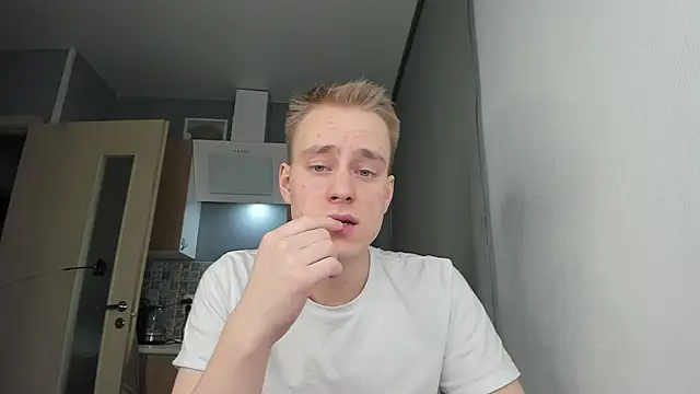 Kevin Young Cat online show from December 2025 01:18:02 PM