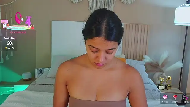 Snapshot of Camila_Bustamante chatting on July 2026 01:25:01 PM Camila Bustamante online show from July 2026 01:25:01 PM