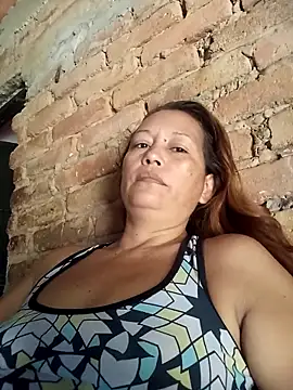 Snapshot of marinita13 chatting on May 2026 01:08:02 PM marinita13 online show from May 2026 01:08:02 PM