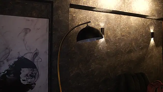 Ariaa Isabell online show from December 2025 06:38:02 PM