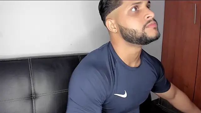 Pier Simons online show from January 2026 06:38:01 AM