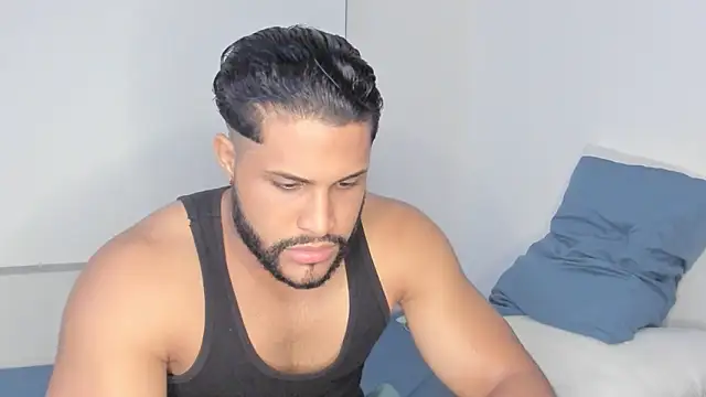 Pier Simons online show from February 2026 06:01:02 AM