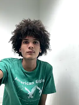 Max Rain online show from November 2025 01:16:01 AM