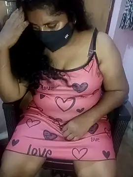 Jessi 25 online show from April 2026 07:10:01 PM