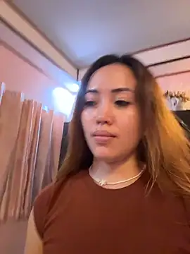 Serenaa rabbit online show from November 2025 11:36:02 AM