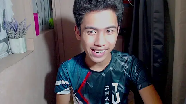 Demure Asian143 online show from May 2026 09:59:02 AM