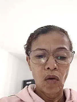 Merybeks online show from November 2025 10:39:02 AM