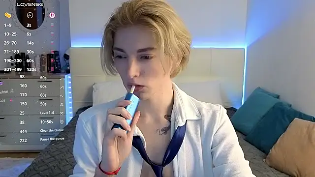 fiachand online show from February 2026 03:33:01 PM