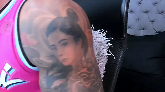 andres-clark92 online show from November 2025 06:07:02 PM