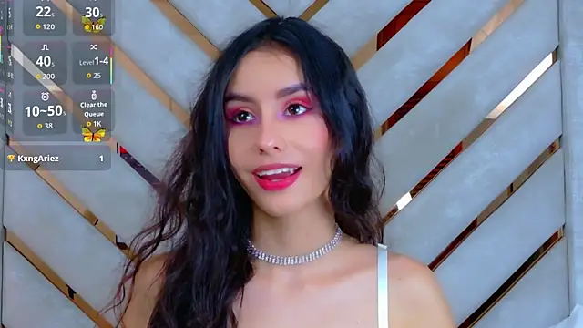 Sarah-Grace online show from November 2025 03:05:02 AM