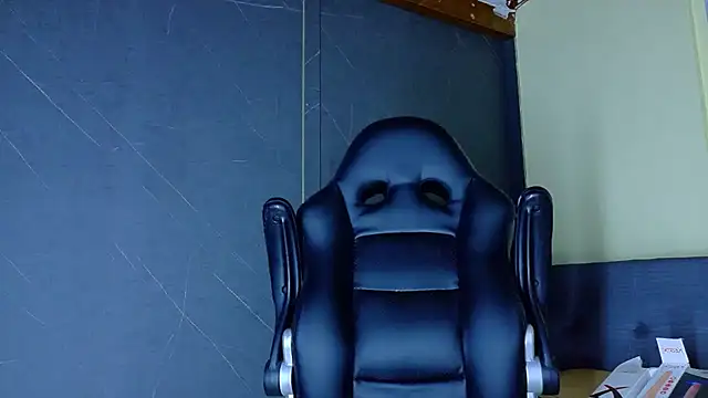 ALANNFERRER online show from March 2026 10:26:02 AM