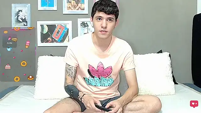 Matteo12  online show from June 2026 04:29:02 AM