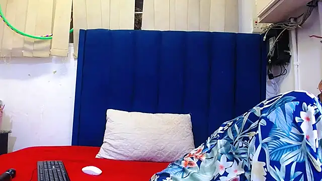 ItsMsBankss02 online show from September 2025 08:53:01 PM