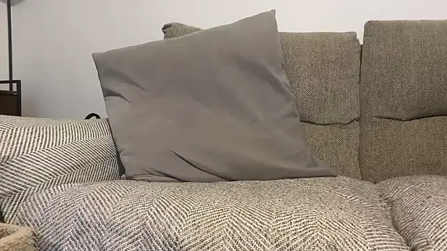 That English Rose  online show from February 2026 05:23:02 AM