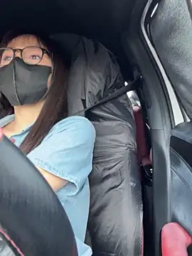 Linh 2004 online show from September 2025 06:36:01 AM