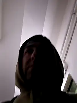 PopaOctavian online show from October 2025 10:47:01 AM