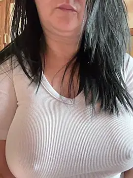 TriumphLove online show from April 2026 09:04:01 AM