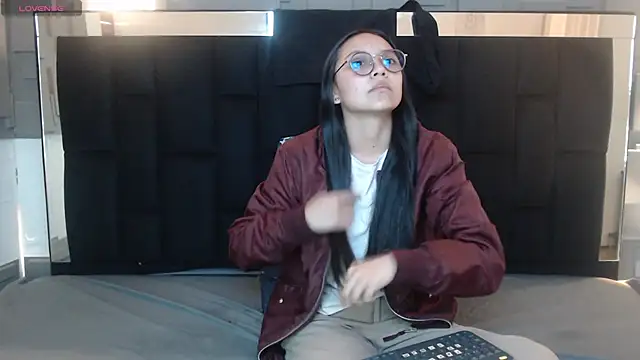 katalina07 1 online show from February 2026 01:37:02 PM