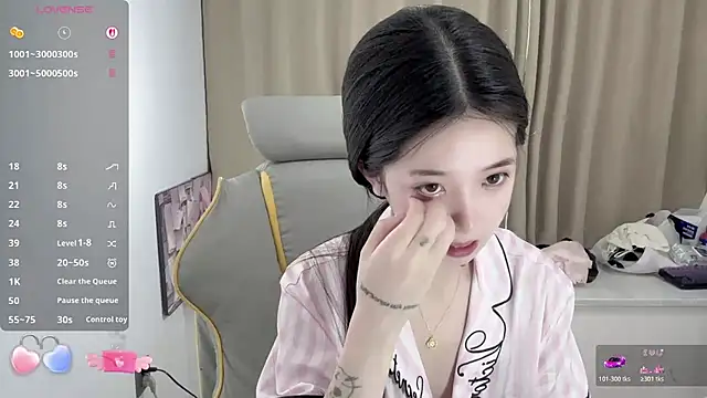OiOi-666 online show from May 2026 01:11:02 AM