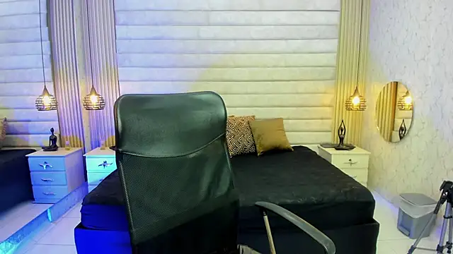 Snapshot of keytinthomson_ chatting on February 2026 07:23:02 PM keytinthomson online show from February 2026 07:23:02 PM