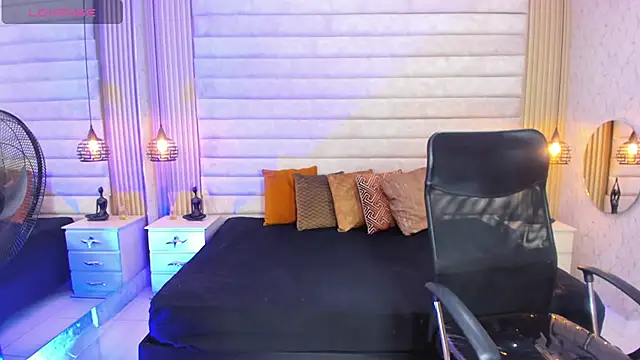 Snapshot of keytinthomson_ chatting on February 2026 08:09:02 PM keytinthomson online show from February 2026 08:09:02 PM