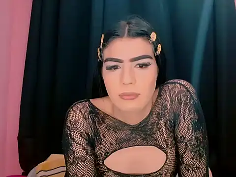 Snapshot of _crystal23_ chatting on September 2025 11:32:02 PM crystal23 online show from September 2025 11:32:02 PM