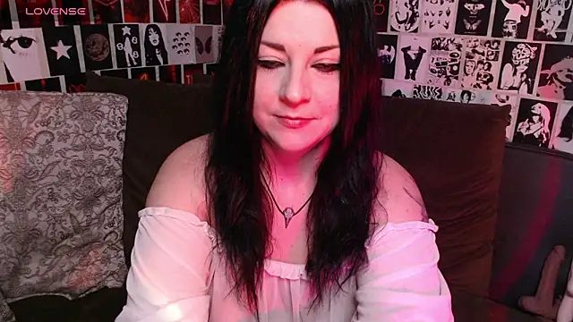 Kvopa online show from October 2025 09:37:01 PM