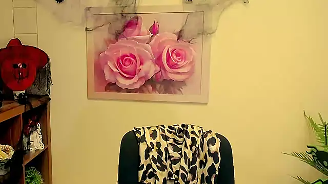 TwoBigSuns online show from October 2025 12:27:01 PM