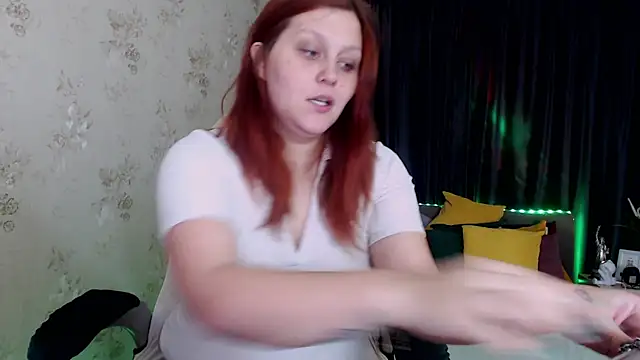 Alisawoods  online show from October 2025 05:57:02 PM