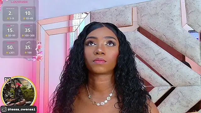 Tessa Owenss online show from October 2025 04:27:01 PM