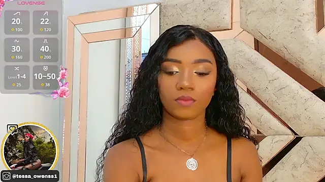 Tessa Owenss online show from October 2025 11:52:02 AM