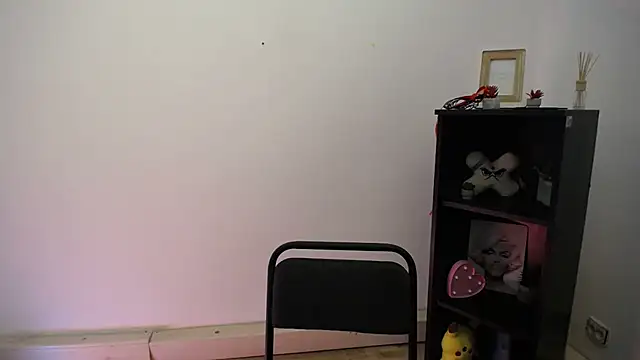 Katrin kiss  online show from January 2026 01:05:01 PM