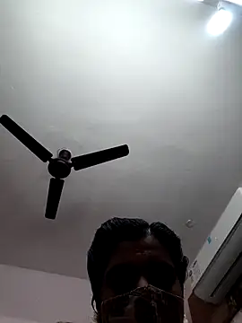 Tamil-Meenu12 online show from November 2025 06:14:02 AM