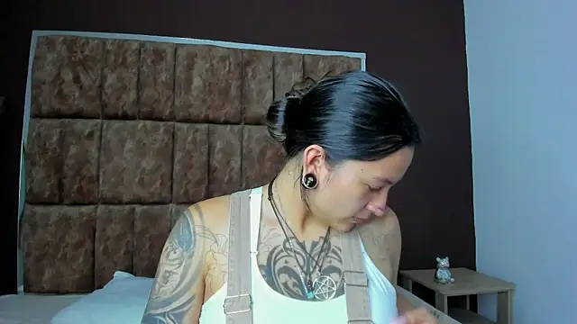 Kitty ravee online show from September 2025 11:37:02 PM