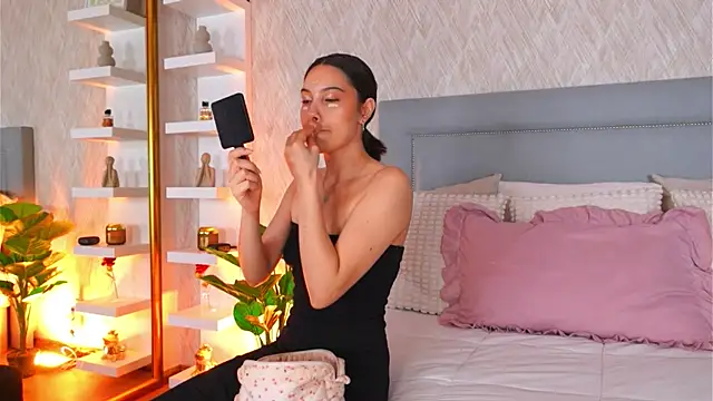 Sofy Bradd online show from April 2026 07:16:01 AM