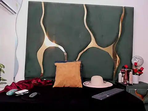 perlaasm online show from October 2025 01:00:01 PM