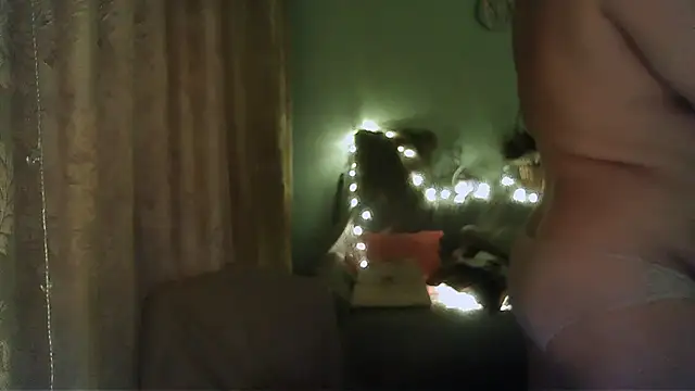 TsPostophere online show from January 2025 01:56:02 PM