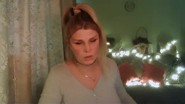 TsPostophere online show from January 2025 10:45:01 AM