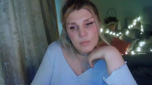 TsPostophere online show from February 2025 01:29:01 PM