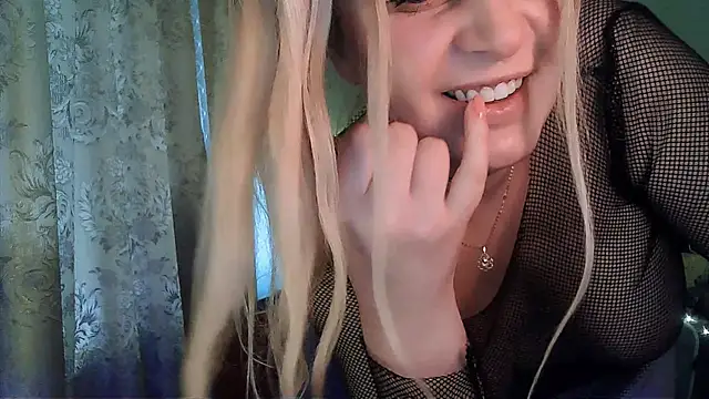 TsPostophere online show from February 2025 01:33:01 PM