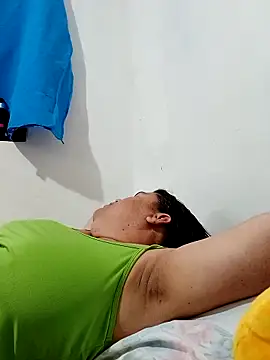 yaneth  online show from September 2025 12:34:01 AM