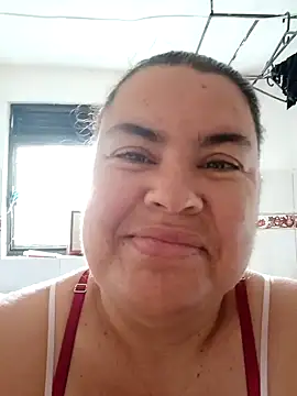 yaneth  online show from September 2025 01:26:02 PM