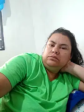 yaneth  online show from November 2025 11:44:01 AM