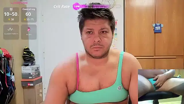 Snapshot of Badeanzug chatting on September 2025 07:24:02 PM Badeanzug online show from September 2025 07:24:02 PM