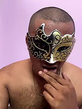 VVcouple online show from November 2025 07:08:02 AM